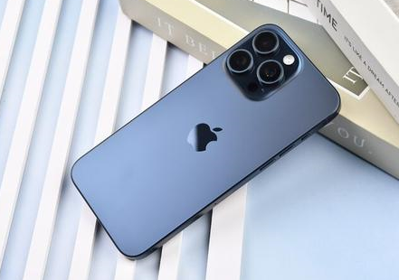 镇坪苹果维修点分享iPhone 15 Pro Max屏幕更换全新实操风险 